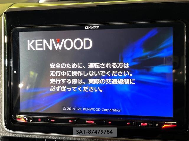 Toyota VOXY 2019-09 8278763-3