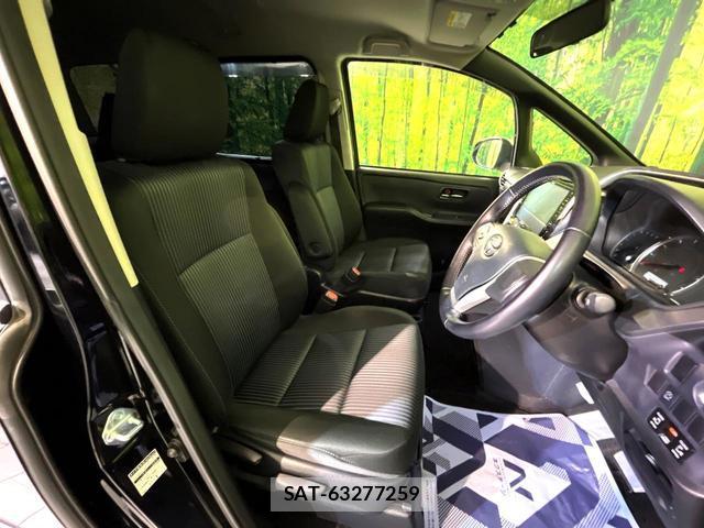 Toyota VOXY 2015-03 8278771-7