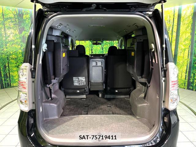 Toyota VOXY 2009-09 8278772-10