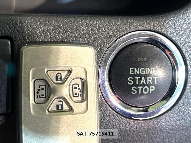 Toyota VOXY 2009-09 8278772-6