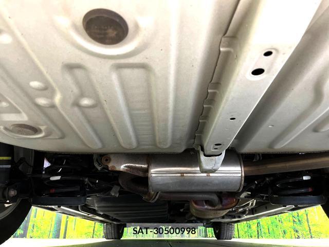 Toyota VOXY 2016-08 8278774-18