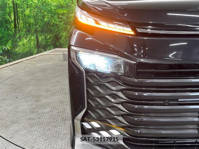 Toyota VOXY 2022-04 8278795-13