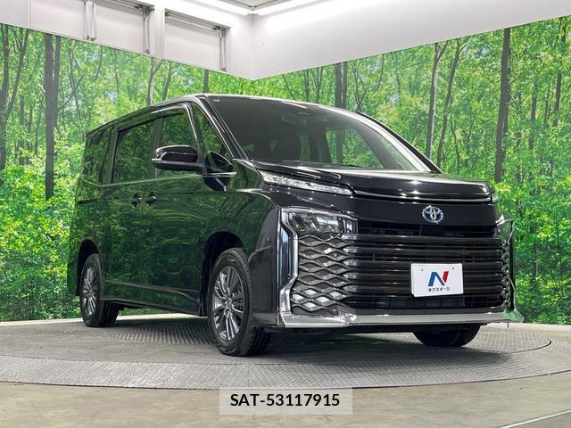 Toyota VOXY 2022-04 8278795-16