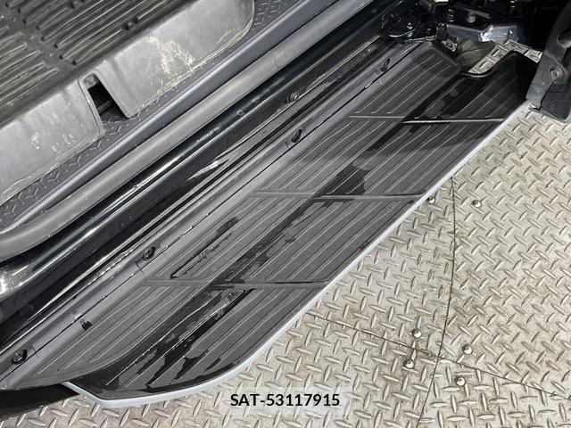 Toyota VOXY 2022-04 8278795-2