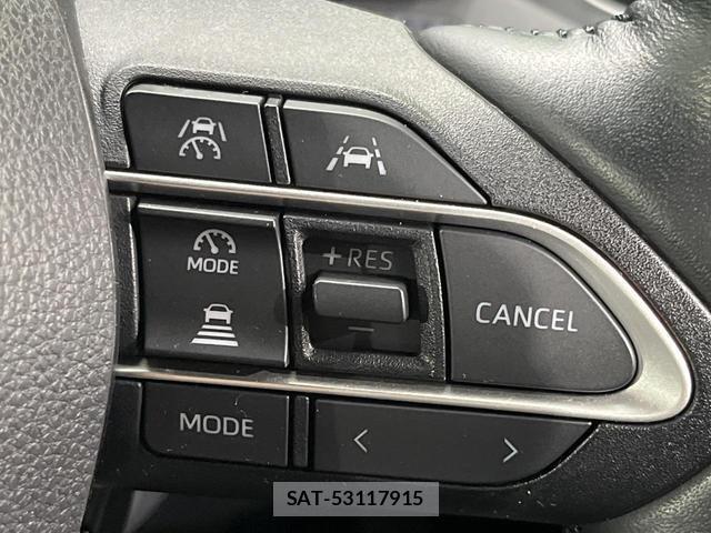 Toyota VOXY 2022-04 8278795-7