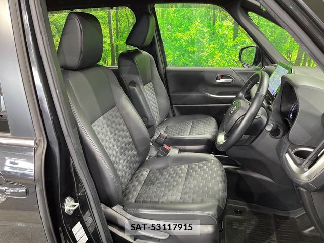 Toyota VOXY 2022-04 8278795-8