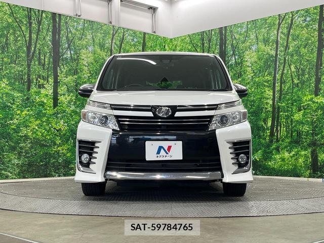 Toyota VOXY 2016-04 8278800-13