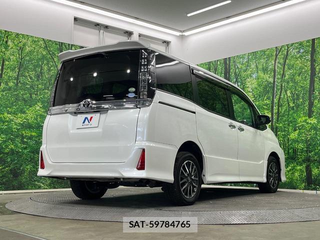 Toyota VOXY 2016-04 8278800-16