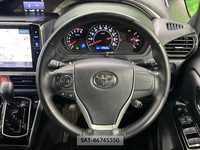 Toyota VOXY 2021-08 8278802-10