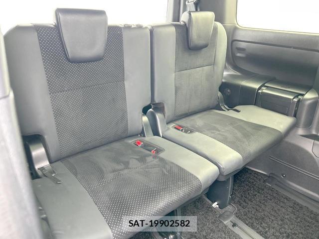 Toyota VOXY 2020-12 8278818-14