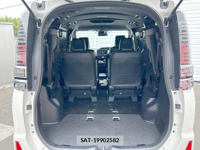 Toyota VOXY 2020-12 8278818-15
