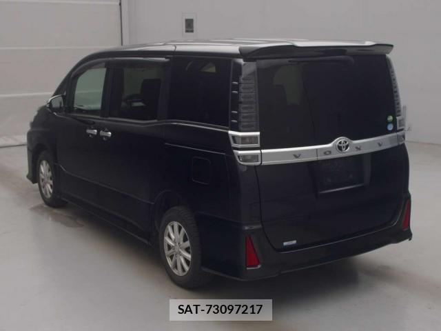 Toyota VOXY 2019-02 8278926-10