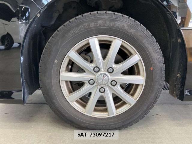 Toyota VOXY 2019-02 8278926-5