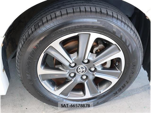 Toyota VOXY 2019-02 8279059-9