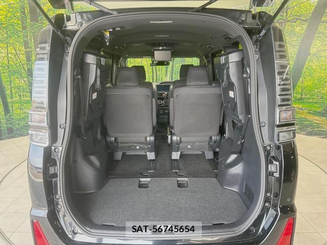 Toyota VOXY 2019-09 8279121-10