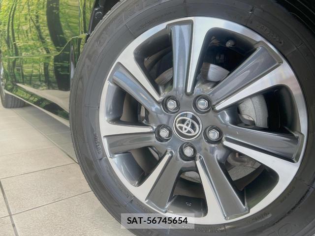 Toyota VOXY 2019-09 8279121-13