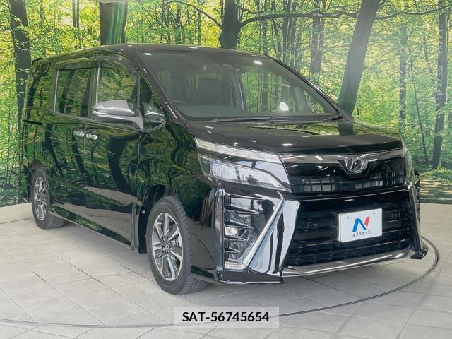 Toyota VOXY 2019-09 8279121-16