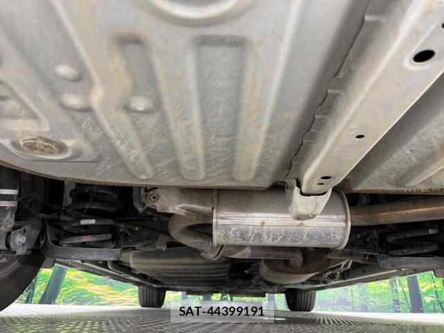 Toyota VOXY 2020-07 8279279-19