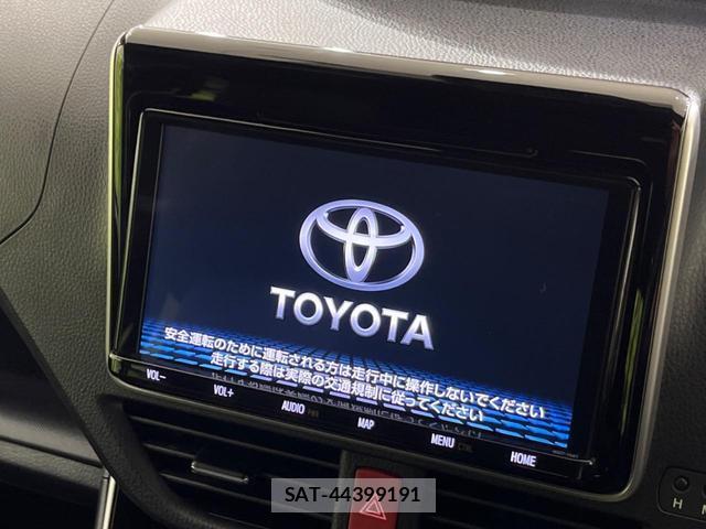 Toyota VOXY 2020-07 8279279-3