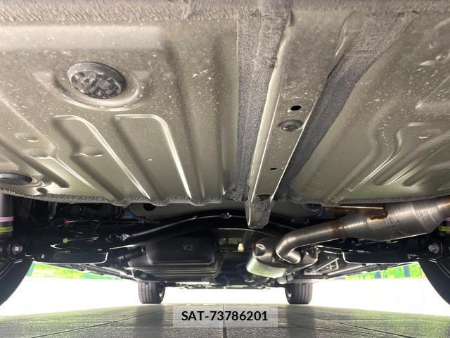 Toyota VOXY 2026-05 8279487-18