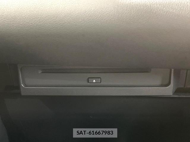 Toyota VOXY 2023-10 8279488-6