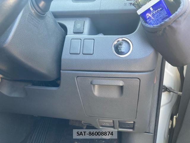 Toyota VOXY 2010-01 8279529-14