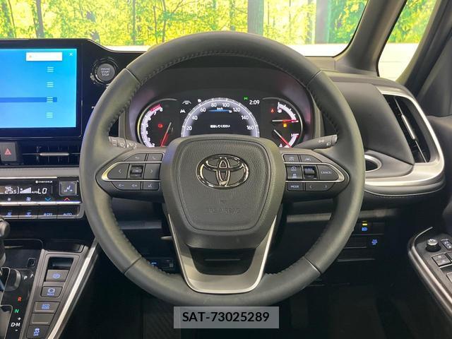 Toyota VOXY 2026-01 8279546-11