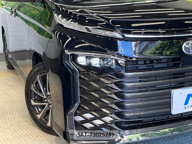 Toyota VOXY 2026-01 8279546-12
