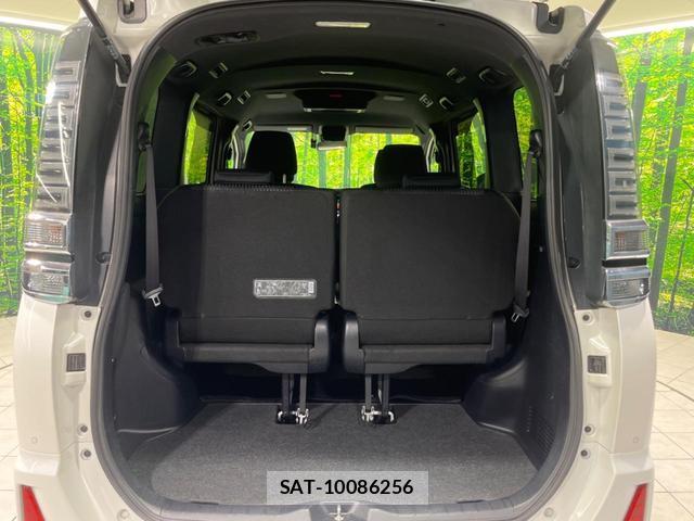 Toyota VOXY 2019-09 8279603-10