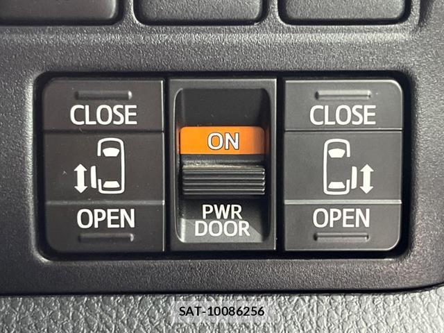 Toyota VOXY 2019-09 8279603-3