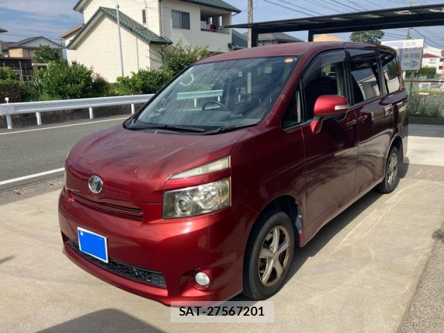 Toyota VOXY 2007-08 8279728-1