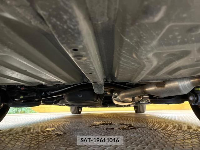 Toyota VOXY 2024-03 8279787-18