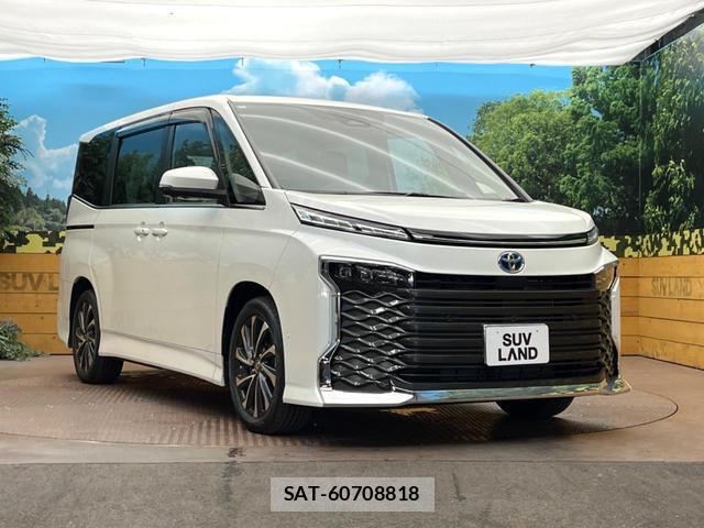Toyota VOXY 2024-06 8279802-17