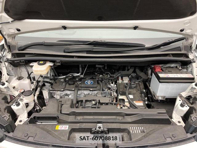Toyota VOXY 2024-06 8279802-19