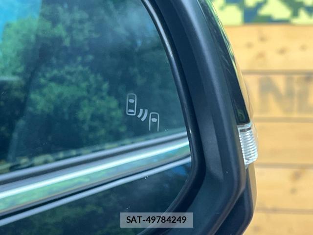 Toyota VOXY 2025-07 8279807-7