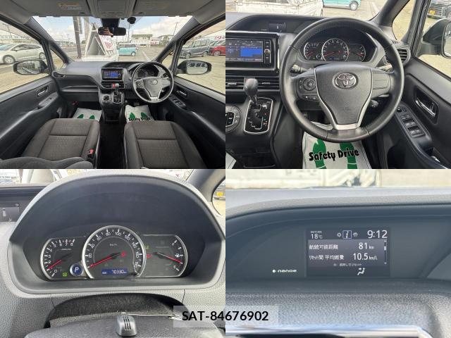 Toyota VOXY 2017-03 8279826-2