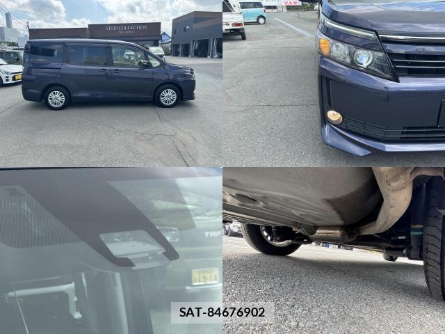 Toyota VOXY 2017-03 8279826-3