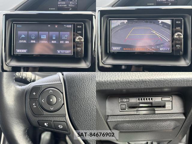 Toyota VOXY 2017-03 8279826-4