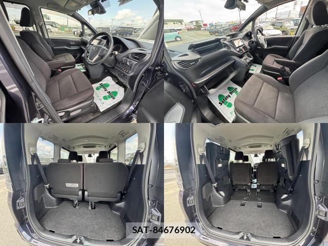 Toyota VOXY 2017-03 8279826-5