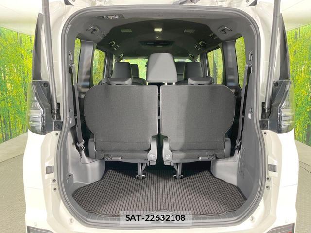Toyota VOXY 2024-11 8279961-10