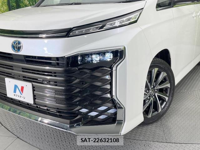 Toyota VOXY 2024-11 8279961-12