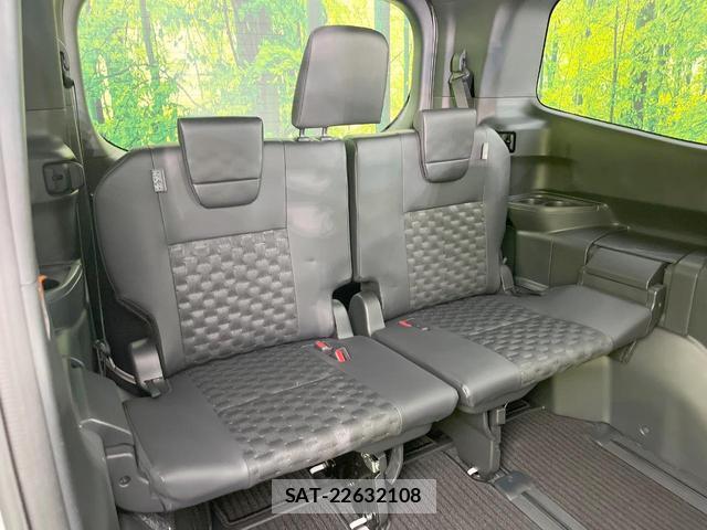Toyota VOXY 2024-11 8279961-9