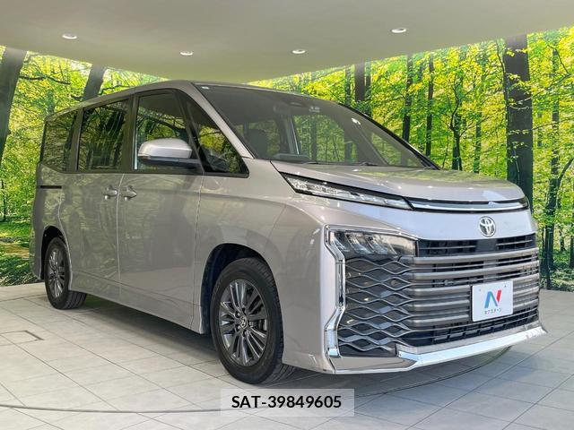 Toyota VOXY 2023-06 8280036-16