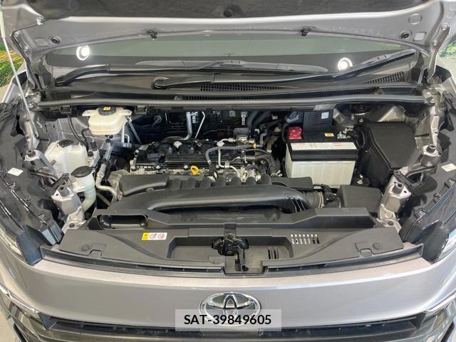 Toyota VOXY 2023-06 8280036-18