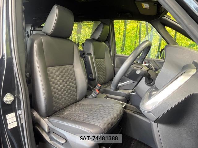 Toyota VOXY 2022-10 8280085-8