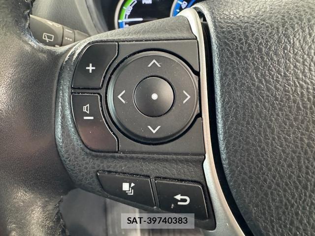 Toyota VOXY 2017-05 8280193-12
