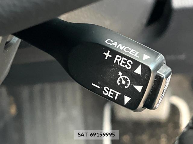 Toyota VOXY 2019-03 8280211-5