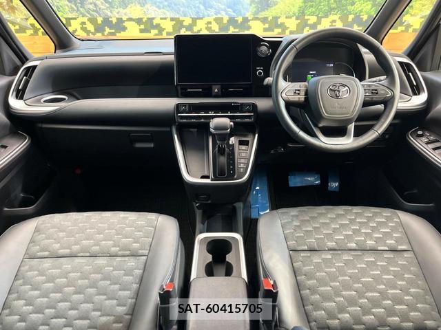Toyota VOXY 2024-11 8280227-1