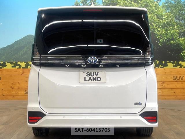 Toyota VOXY 2024-11 8280227-15