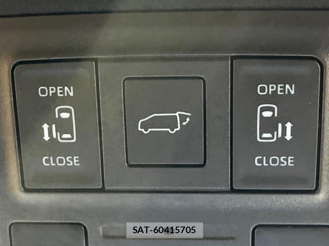 Toyota VOXY 2024-11 8280227-5